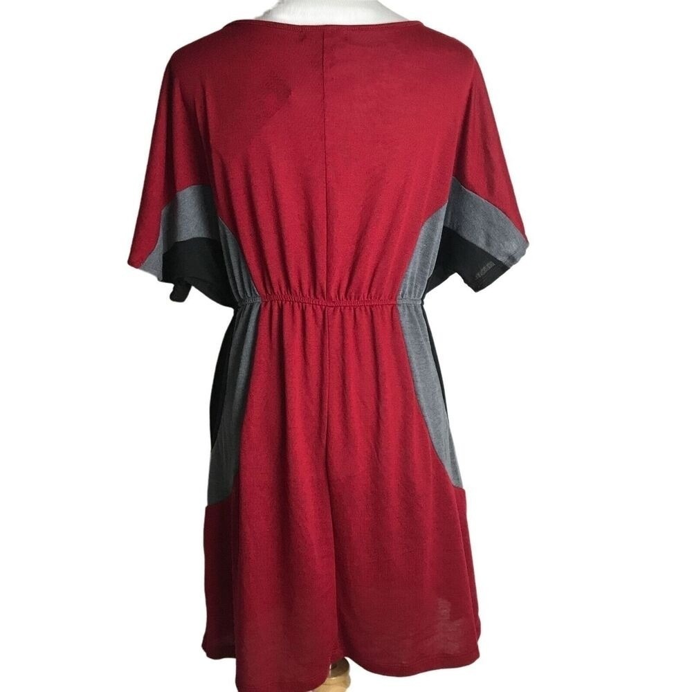 2X Womens Love Delirious Los Angeles Colorblock Red, Black And Gray Dress - Picture 8 of 12
